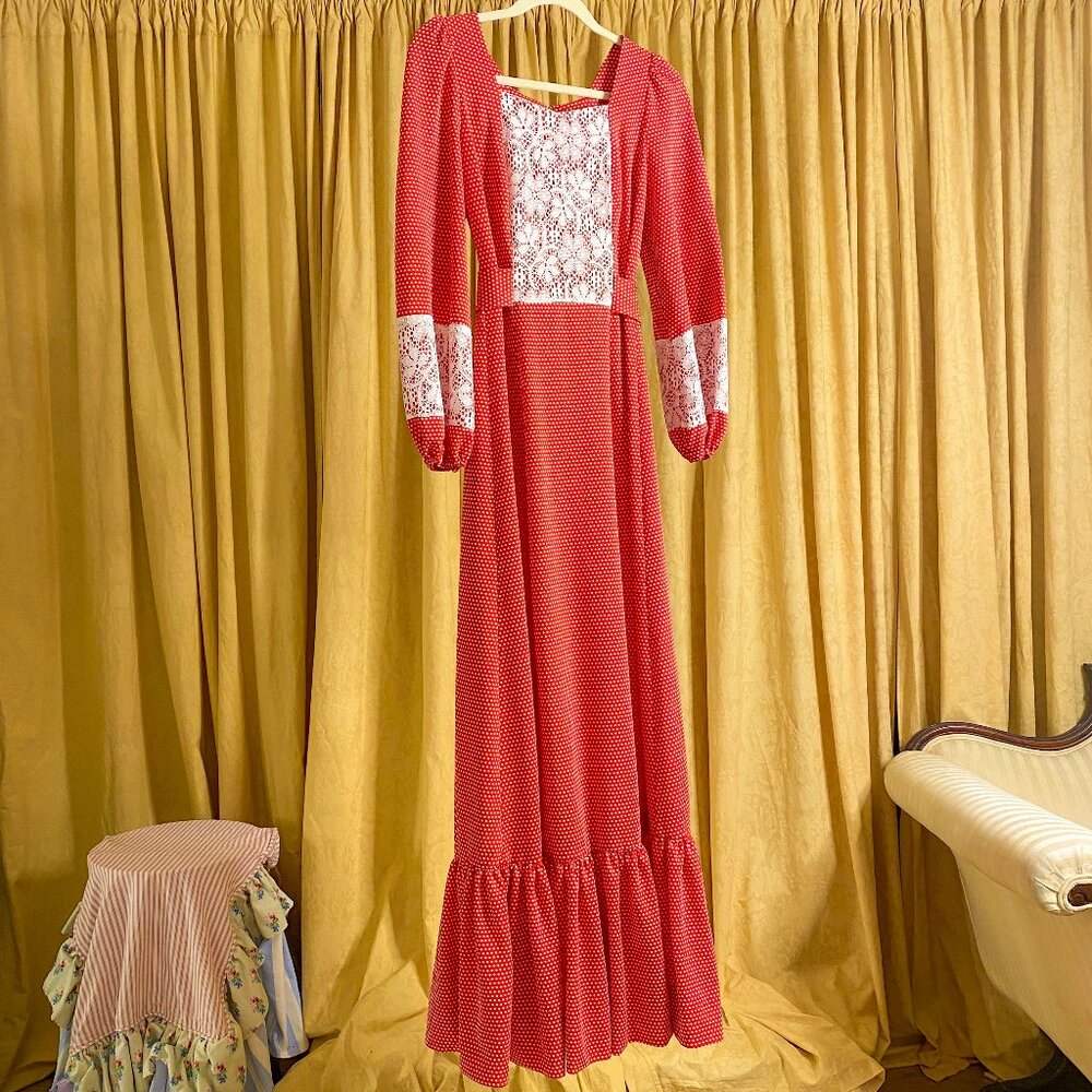 Vintage 1060s red Handmade Dress